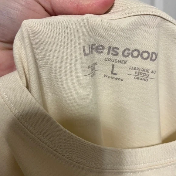 Life is Good T-Shirt with Horse Graphic - Picture 2 of 2